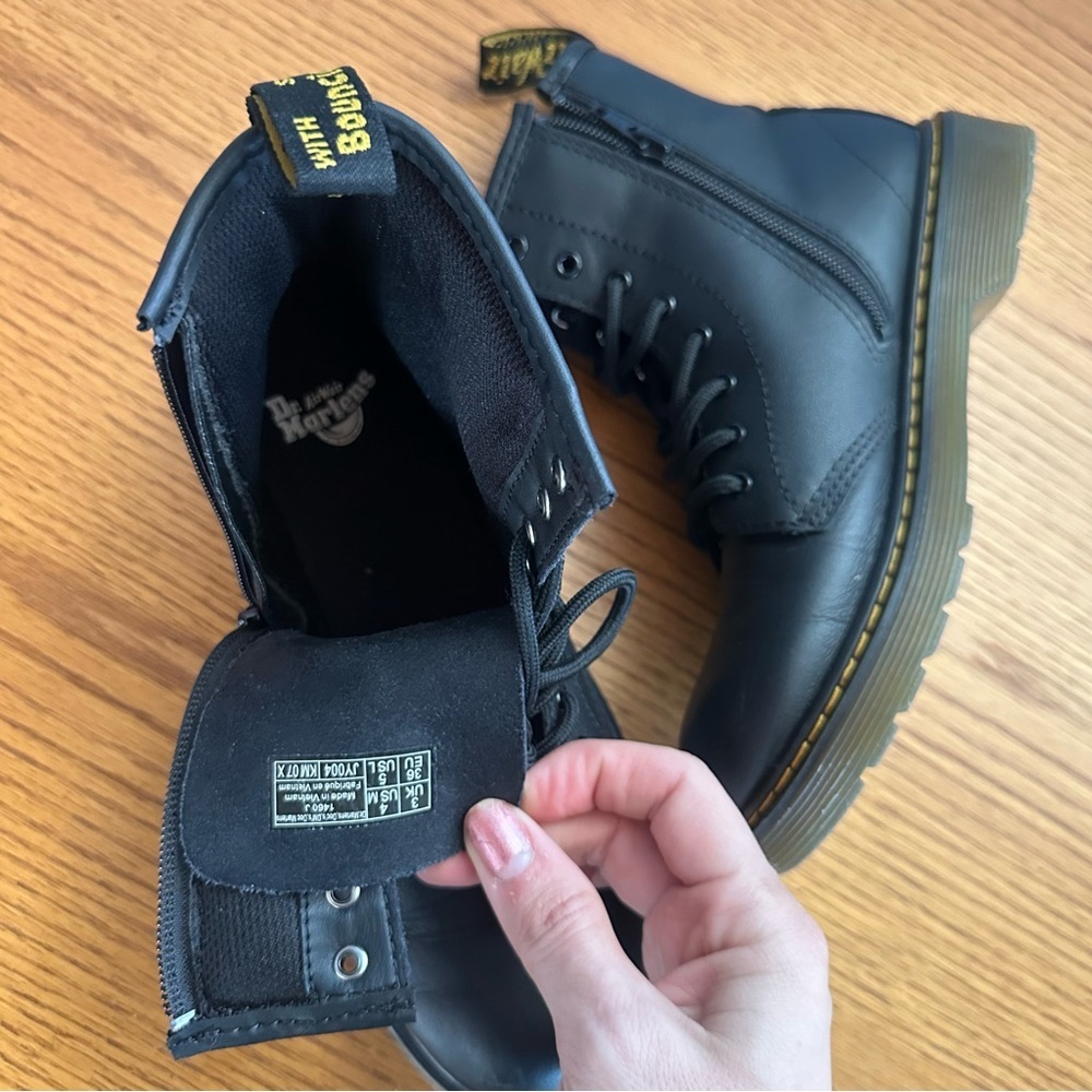 DR. MARTENS 1460 Boot - Kids SIZE 4 YOUTH - Picture 11 of 16